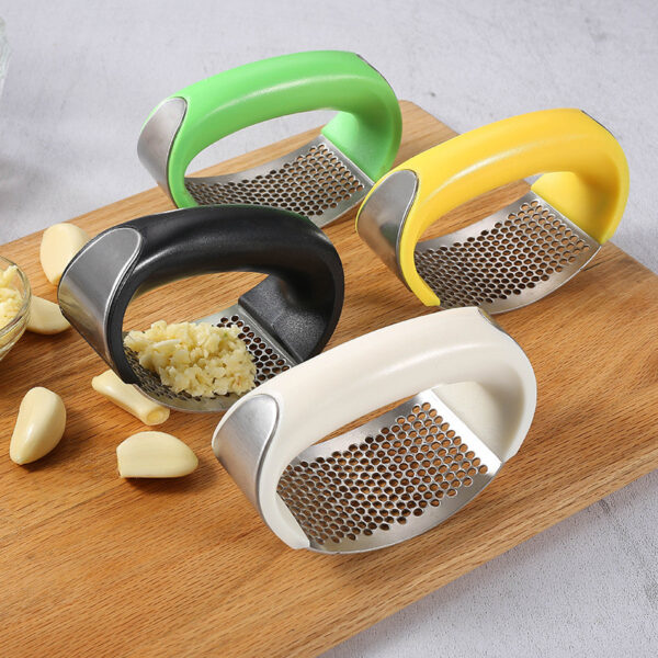 Garlic Press Rocker - Stainless Steel Garlic Press, Versatile Garlic Crusher, Easy to Use and Store Garlic Mincer – Effortless Cleanup and Dish Safe Garlic Grater(random color) - Image 3