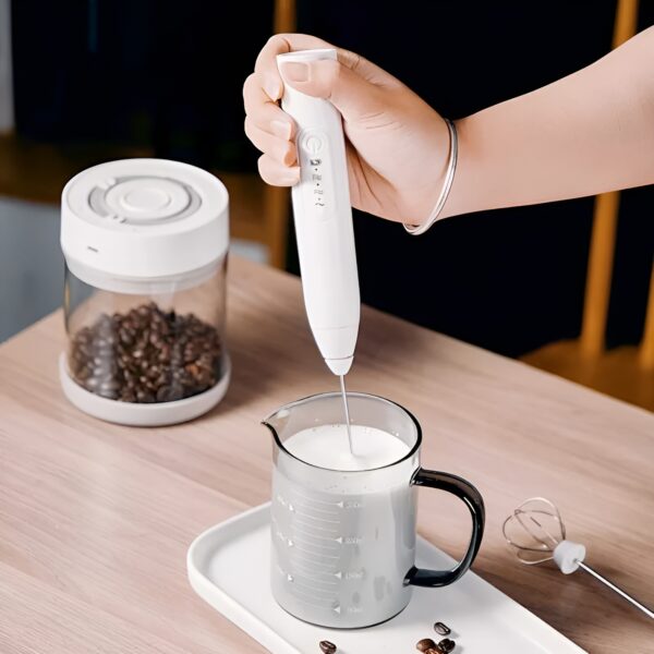 Handheld Electric Milk Frother Whisk Egg Beater USB Rechargeable Coffee Mixer   (random color) - Image 7