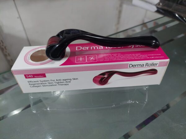 Skin Therapy Derma Roller with 540 Titanium Micro Needles for Men & Women - Image 2